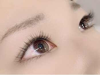 ヴィフ(Vif)の写真/大人女性の理想を叶える【ナチュラル上品な目元】自まつげを活かした洗練デザイン【周船寺駅より徒歩8分】