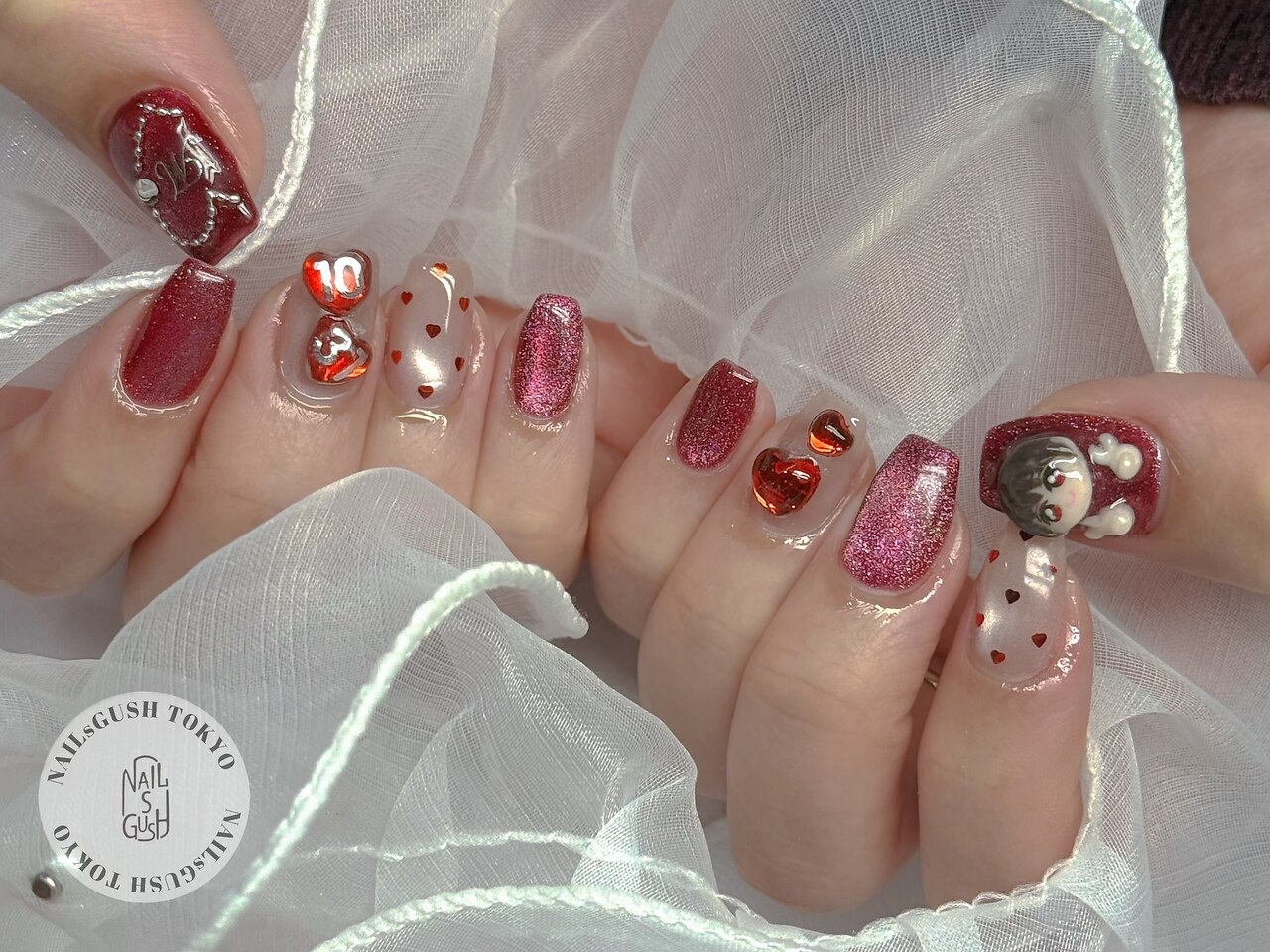 2025年-2026年冬トレンド】痛ネイルのネイルデザイン集｜人気順｜11