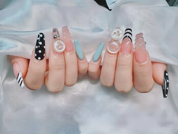 アキコネイルサロン(Akikoネイルサロン)/10本長さだし＋持ち込みデザイン