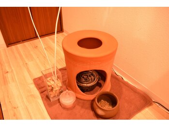 ディアサロン(Diasalon)の写真/横浜関内｜黄土よもぎ蒸し×コルギ×リンパマッサージ◎冷え・むくみ改善♪首肩こり&代謝UP