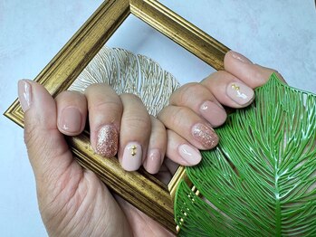 ヌーディーカラー