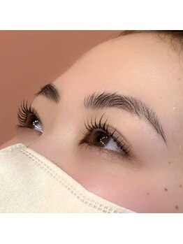 エラ(ELLA)の写真/ナチュラル上品な目元へ◎まつ毛と眉毛セットで垢抜け！