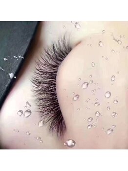 シャレ(Shale)/たっぷり、クッキリ目元