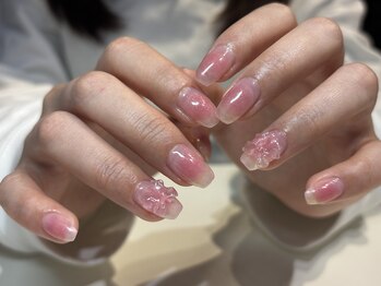 アトリエ フェム(atelier.fem)/チークネイル×ミラーフレンチ