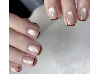 ビルドアップビューティー(Build Up Beauty)/スニキーフレンチネイル