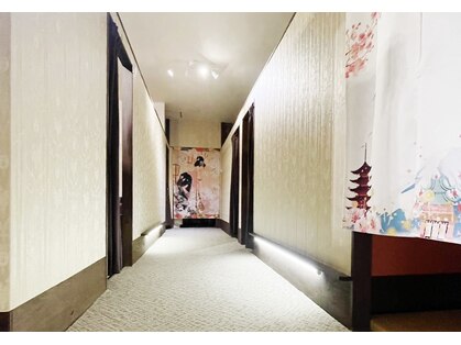 朱雀ボディーサロンキララの写真