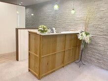 ルスリール(Le Sourire)/受付カウンター