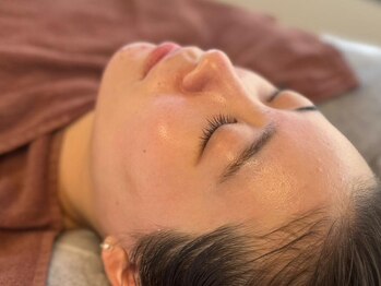 マスタード アイブロウ ヘッドスパ(MASTARD)の写真/美肌への第一歩は顔脱毛から◇産毛や古い角質を除去し透明感&肌トーン&スキンケア効果もワンランクアップ◎