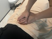 整体院ゆいまーるの雰囲気（症状に合わせて筋肉、神経、内臓に施術を行っていきます♪）