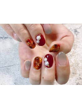 ショートネイルデザインが豊富