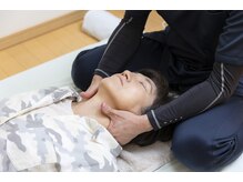 カイロプラクティック 長岡/施術風景