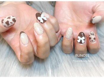 ブリノス(BLINOSS)/ブラウン☆ジラフデザイン