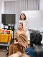 サロンデュ ひゃーく(Salon du ひゃーく)&nbsp;個人サロン様へ美容講習も行っております♪