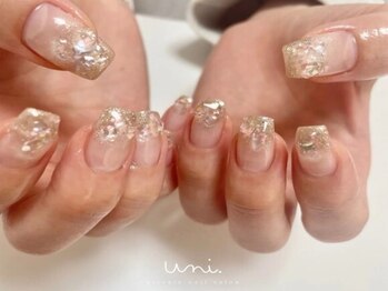 ユニ(Uni.)の写真/透明感のあるデザインやニュアンス、柔らかい雰囲気のデザインが得意♪眺めるだけで気分が上がる指先へ。