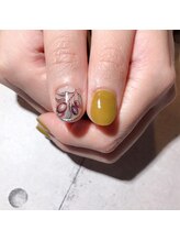 アティックネイルアトリエ(attic nail atelier)/オリーブ親指★