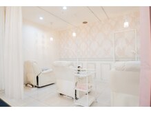 グラマラス/広い空間での施術