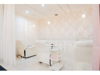 グラマラス/広い空間での施術