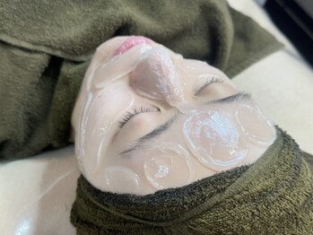 フェルナ(Felna)の写真/【毛穴レスなツヤぷる肌へ】お肌の悩み徹底改善！月イチ肌メンテ/肌の調子をキープしたい方にも◎
