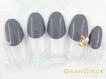 クアトログランシュ 青葉台(QUATRO×GranCieux)/シンプル×ハーフフレンチネイル
