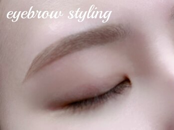 エサージュ 表参道店/眉毛スタイリング/担当：鳥山