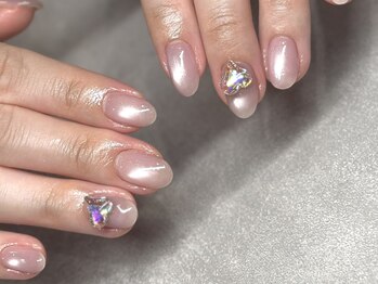 ナイアンエルアネイル(naian elua nail)/