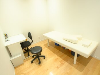 まほろば整骨院 相模大野院/【個室完備】
