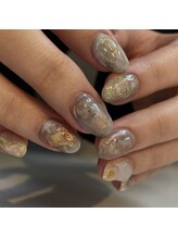 ヌア(nur.)/くすみカラーnuance