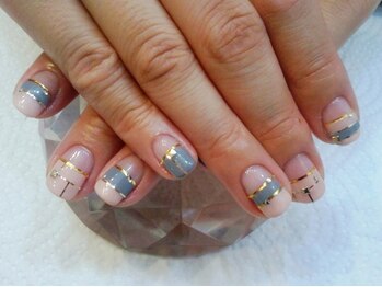 ミニマムネイル/デザインジェルネイル　6800円～