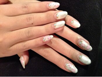 ハートのヒョウ柄逆フレンチ