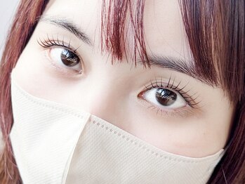 リトル リトラ(Little littla)の写真/【話題のラッシュリンク導入】綺麗なカールをしっかりキープ♪ダメージを極限まで減らし健康的美まつげに☆