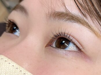 リノ(Lino)の写真/カウンセリング重視の大人女性向けサロン◆豊富な種類のロッドであなたの理想の目元を叶える♪モチの良さ◎