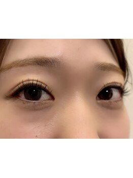 ナチュラル上品な目元にしたい