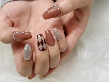 ハロ(Halo)/赤チェック柄