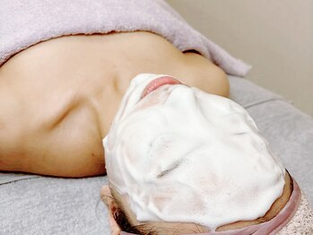 ジゼル(Giselle)の写真/毛穴の開き・黒ずみに本格ケア。なめらかな毛穴レス肌へ