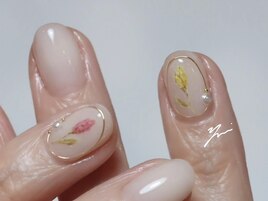 チューリップとワイヤーネイル