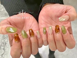 べっ甲×カーキネイル