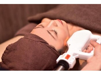 プライベートエステサロン アカネイロ(AKANEIRO)/顔脱毛