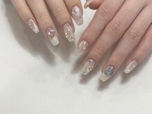 プラス サード(Plus 3rd)/ビジューネイル bymarina