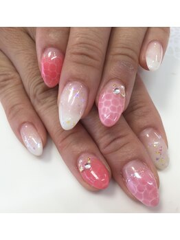 ヴィゼ(Vize)/ピンクドロップアート♪￥7500