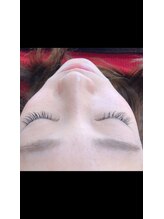 フリルアイビューティ 豊中店(Frill Eye Beauty)/