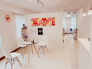 まつげエクステ専門サロン ブルームラッシュ(bloom lash)/施術後はアイスティーでゆっくり