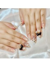 ホワイトネイル 難波店(WHITE NAIL)/ヌーディーカラー/ドット/リボン