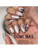 Domi Nail Salon 渋谷店　長さだし/持ち込み/フィルイン/ワンホン/ホワイト×ブラック＊