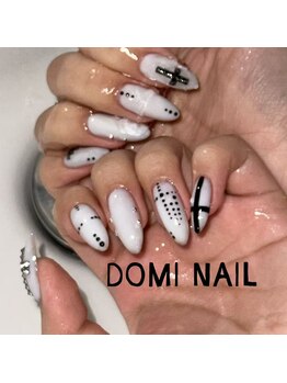 Domi Nail Salon 渋谷店　長さだし/持ち込み/フィルイン/ワンホン/ホワイト×ブラック＊