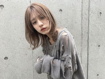 ソファ 立川(sofa)の写真/流行を取り入れたデザイン力が自慢のサロンで、瞳を可愛く彩る時間を楽しんで♪
