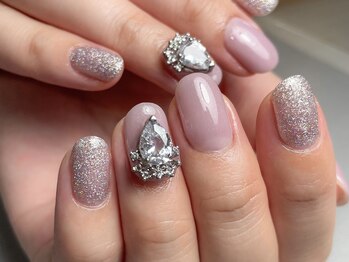 ラフィーナ(RAFFINA)/