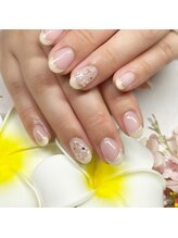 リマ(Lima)/大人上品ネイル