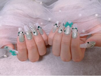 スノーネイルサロン 渋谷店(Snow nail salon)の写真/【ジェルスカルプコース】が人気♪スカルプ専門の当店で自爪を育てながら、思わず見惚れる爪先を演出♪