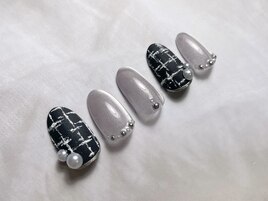 ブラックツイード