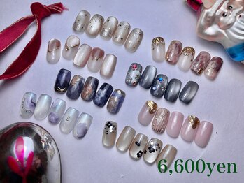 モモネイル(momonails)